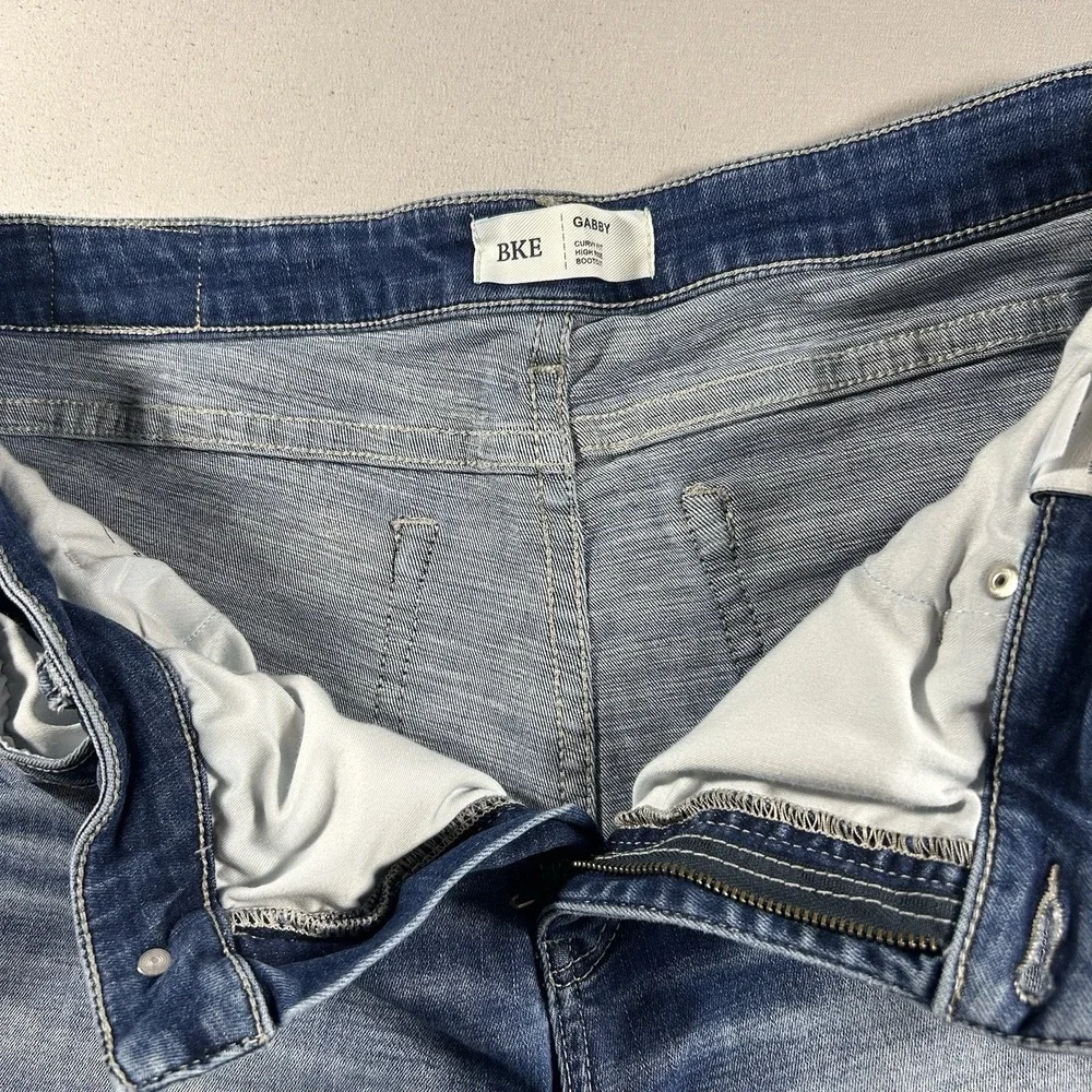 BKE Gabby Jeans Womens 33x29 Curvy High Rise Bootcut Medium Wash Denim